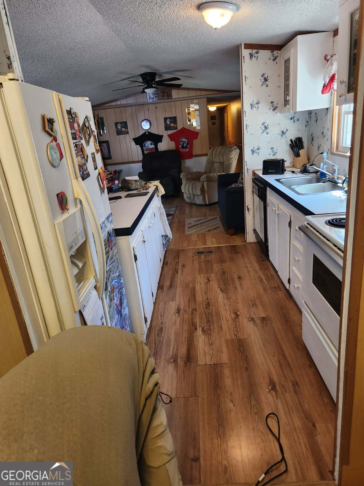 885 Henderson Road Dublin, GA 31021 - Photo 14 of 38