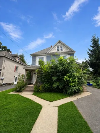 $230,000 | 231-233 East Avenue, Manlius, NY 13116