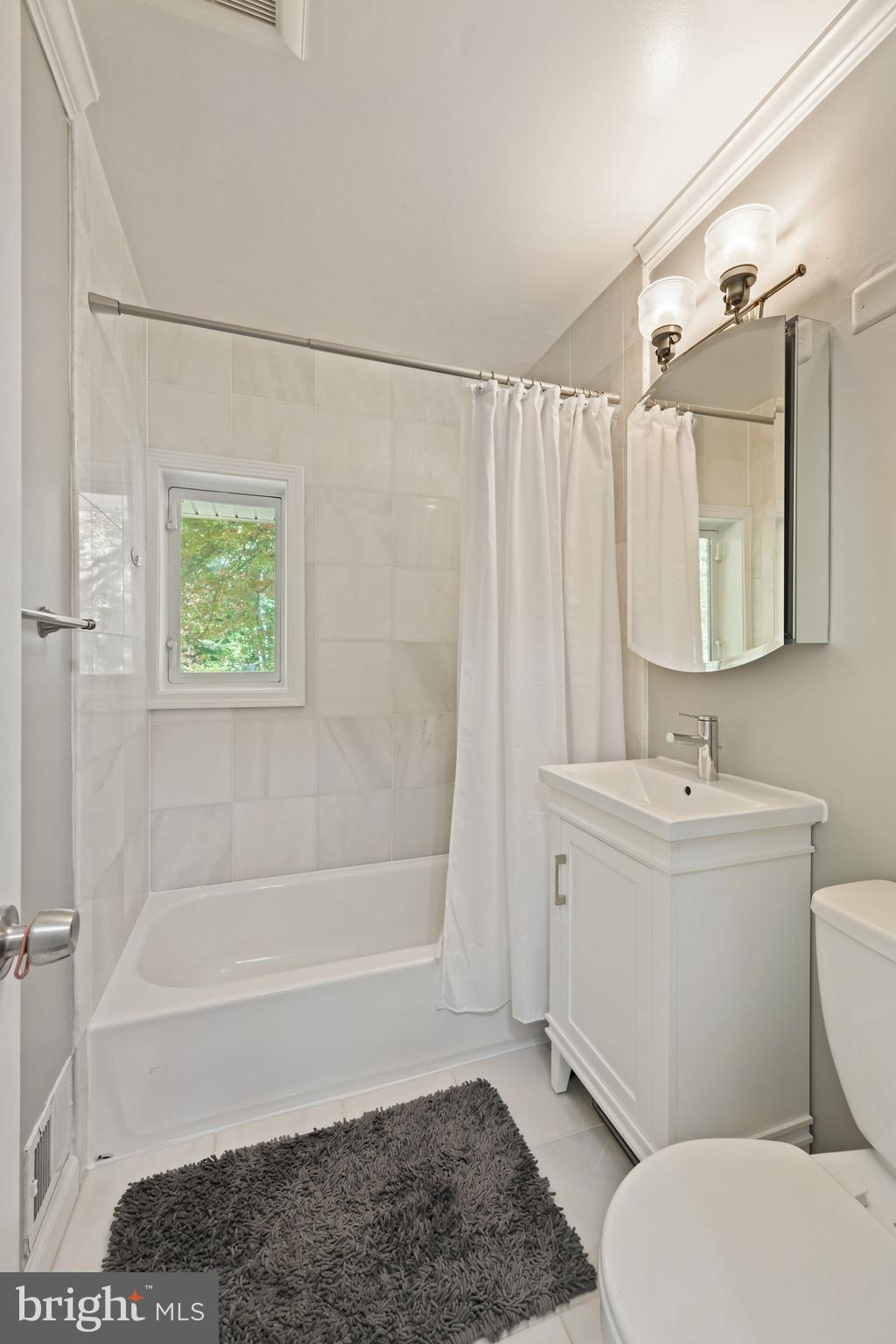7016 Leesville Boulevard Springfield, VA 22151 - Photo 23 of 60 Full Bathroom #1 - New Vanity, Faucet, & Mirror!