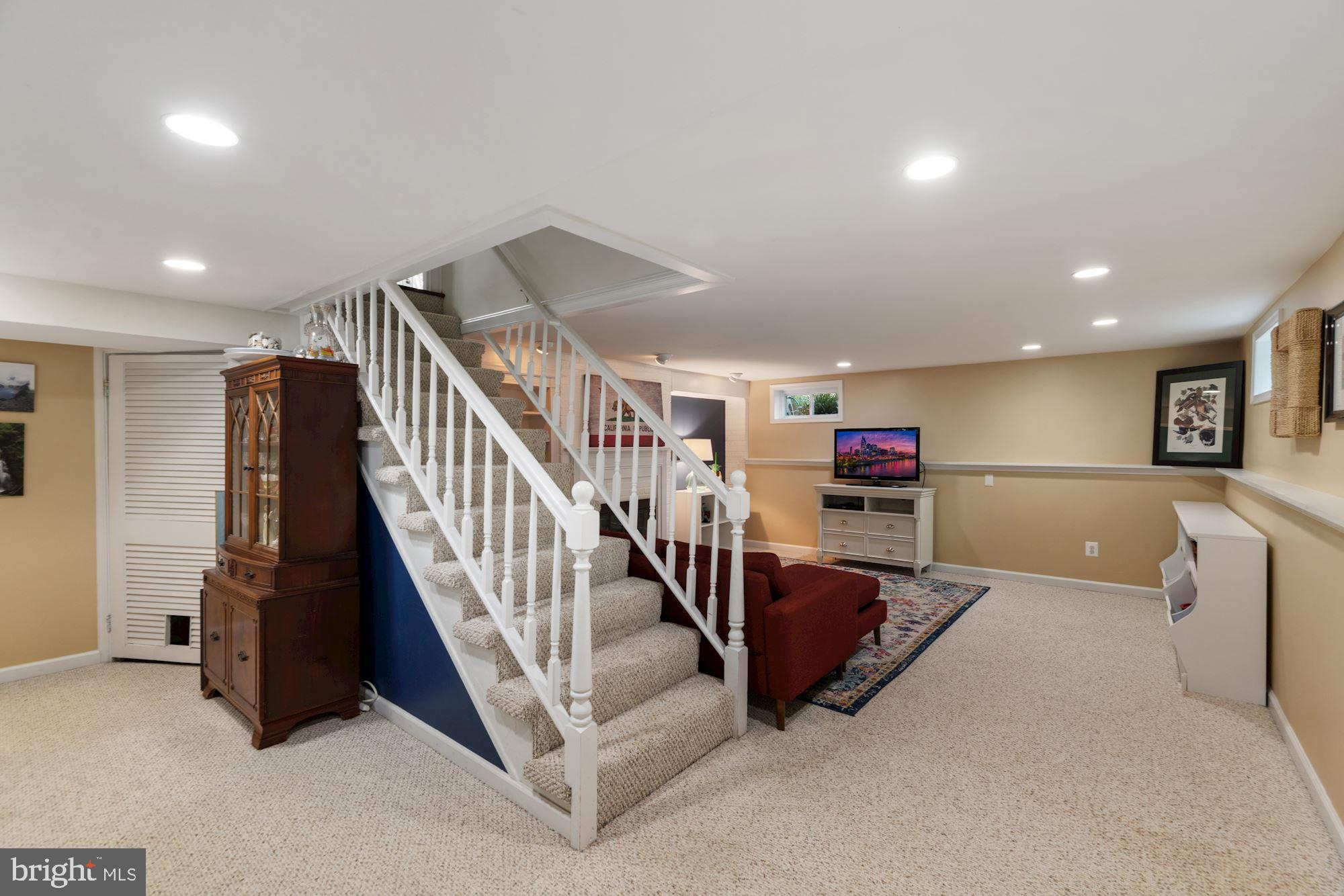 7016 Leesville Boulevard Springfield, VA 22151 - Photo 35 of 60 Very Multifunctional Space!