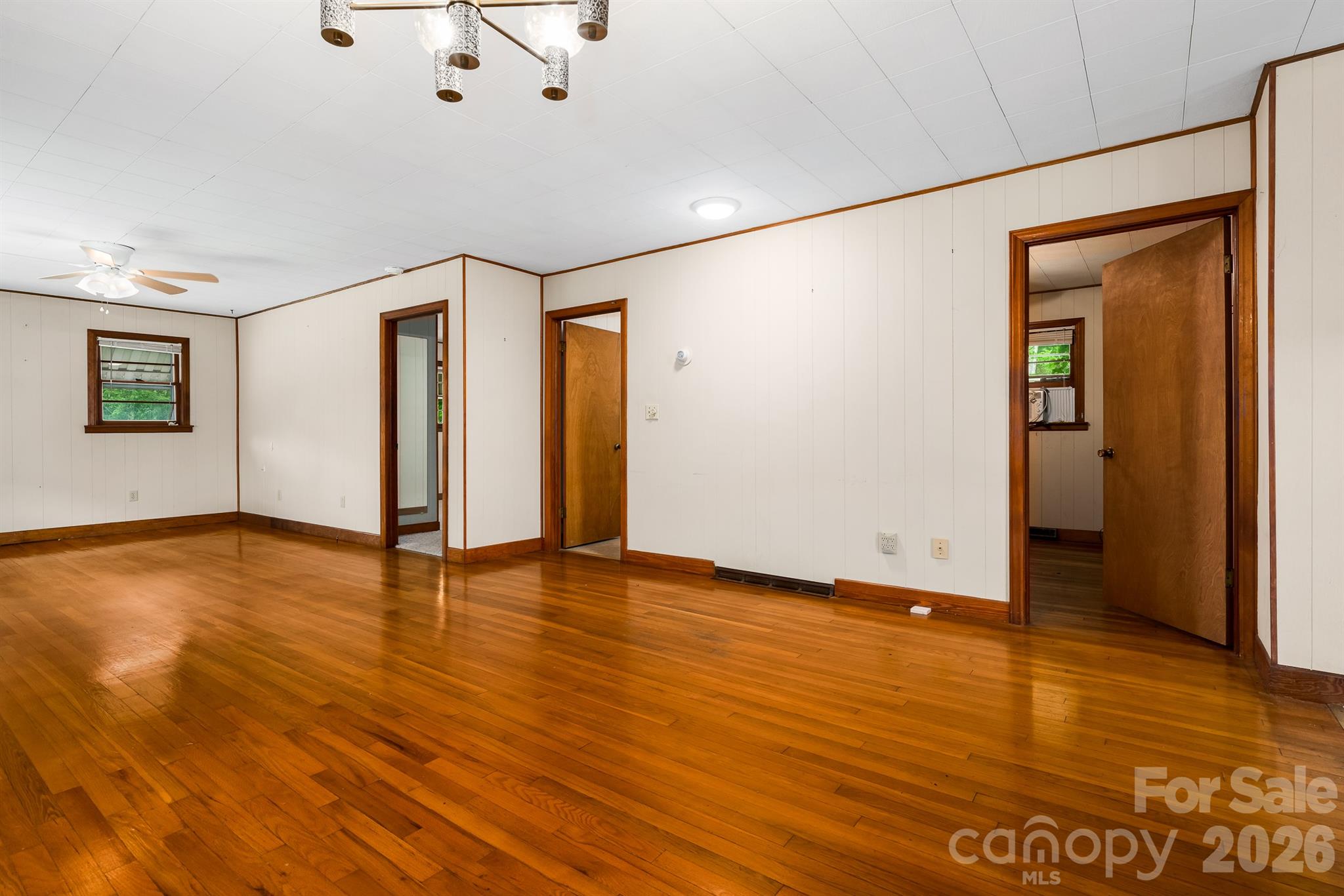 302 Sprinkle Branch Road Marshall, NC 28753 - Photo 21 of 38
