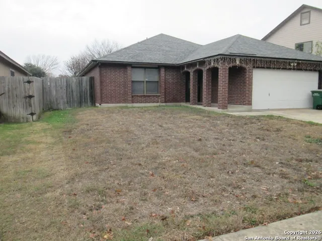 $1,695 | 1827 Leander, San Antonio, TX 78251