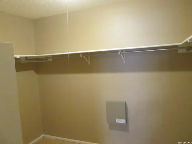 $1,695 | 1827 Leander, San Antonio, TX 78251