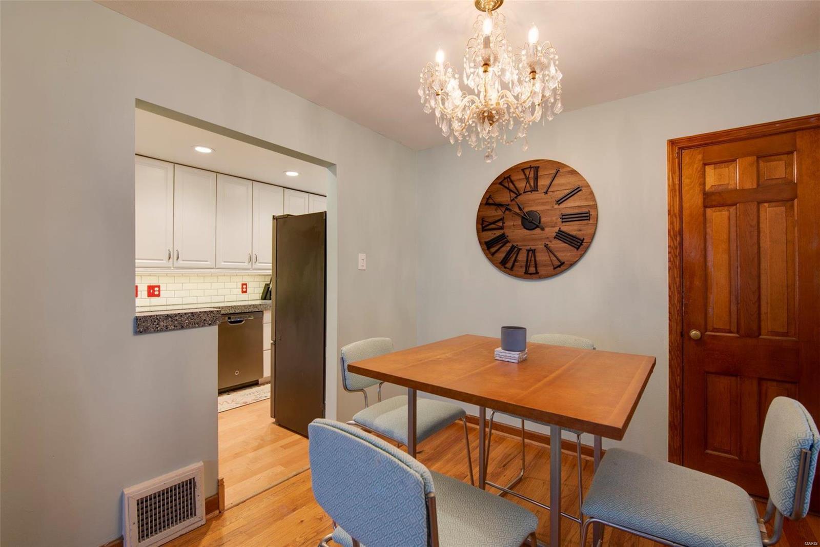 4153 Weber Road St. Louis, MO 63123 - Photo 11 of 27 Gallery Image 11