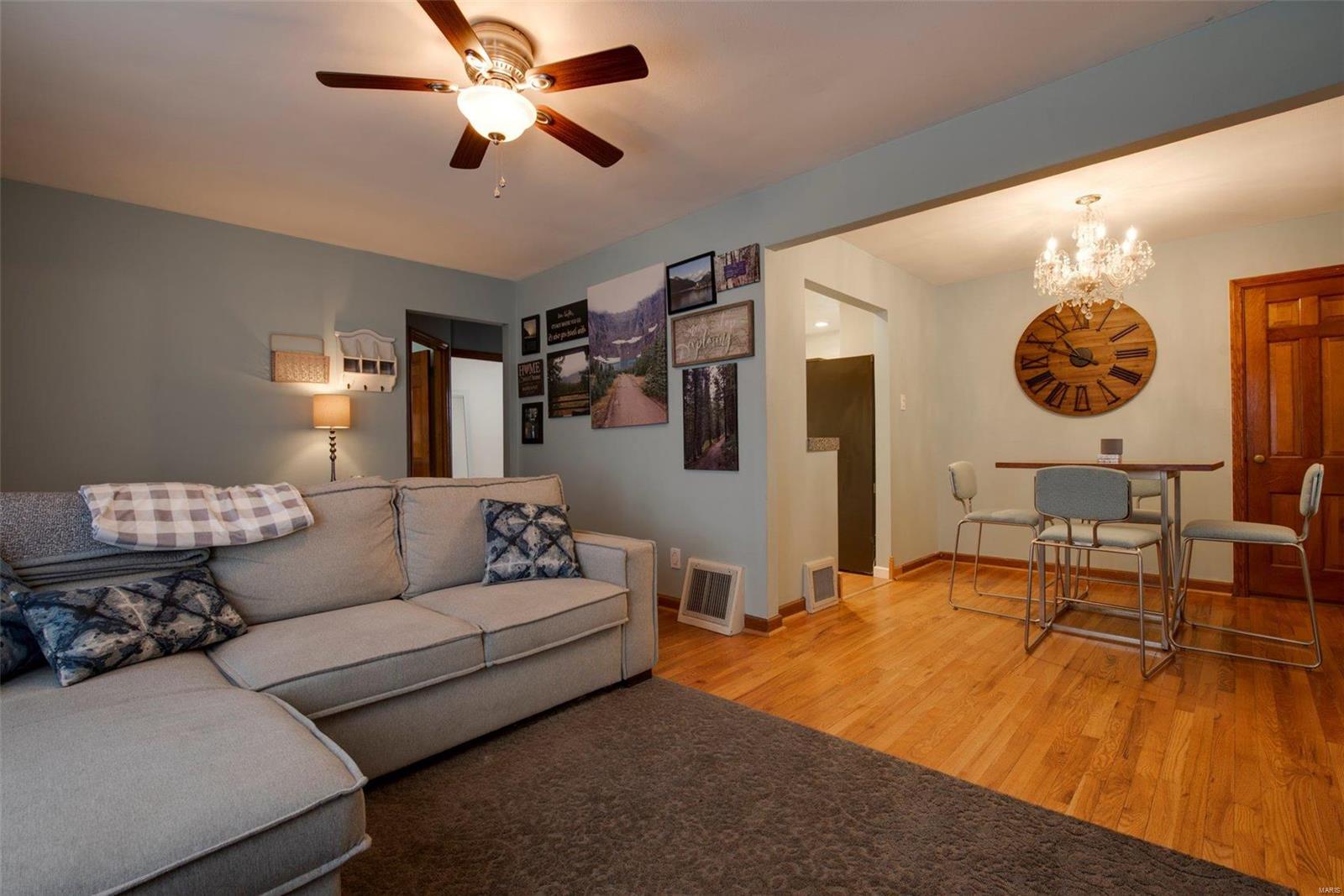 4153 Weber Road St. Louis, MO 63123 - Photo 9 of 27 Gallery Image 9
