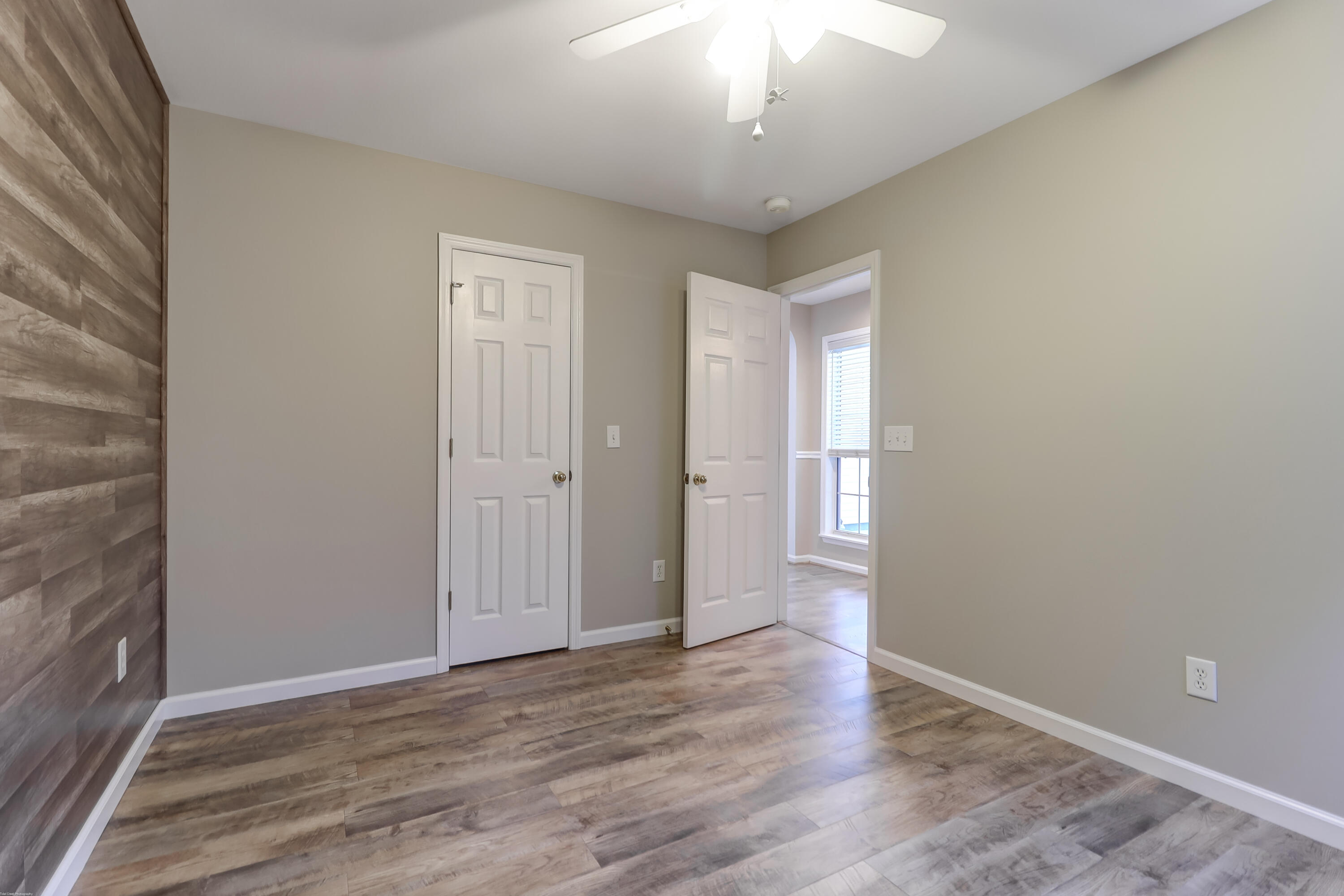 541 Pointe Of Oaks Road Summerville, SC 29485 - Photo 15 of 35 Guest Bedroom