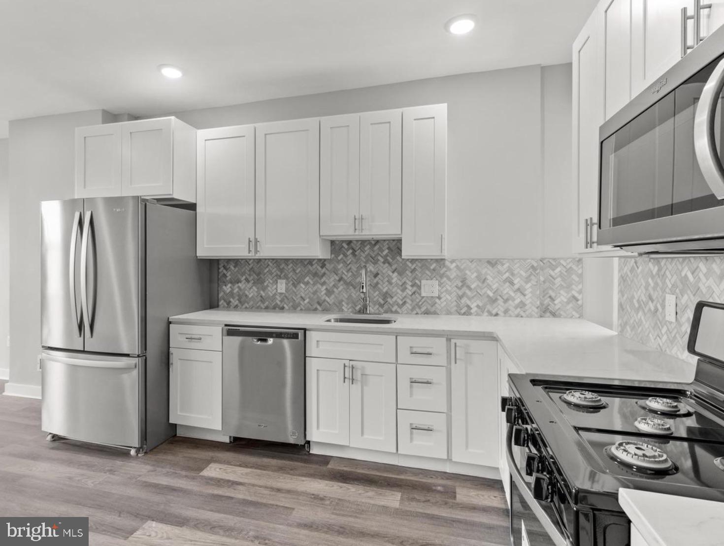 2303 Christian Street Philadelphia, PA 19146 - Photo 20 of 26 Gallery Image 20