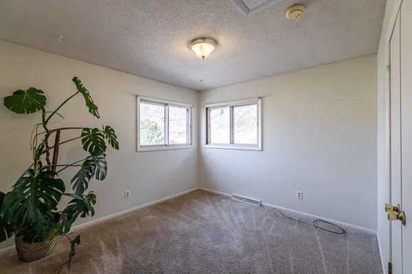 $319,900 | 3420 Cliffside Drive, La Crosse, WI 54601