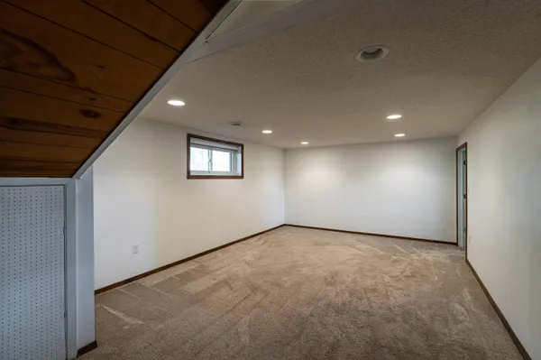 $319,900 | 3420 Cliffside Drive, La Crosse, WI 54601