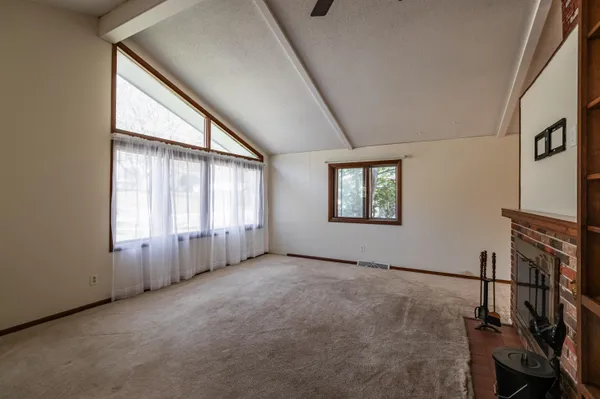 $319,900 | 3420 Cliffside Drive, La Crosse, WI 54601