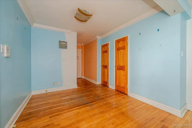 a view of empty room