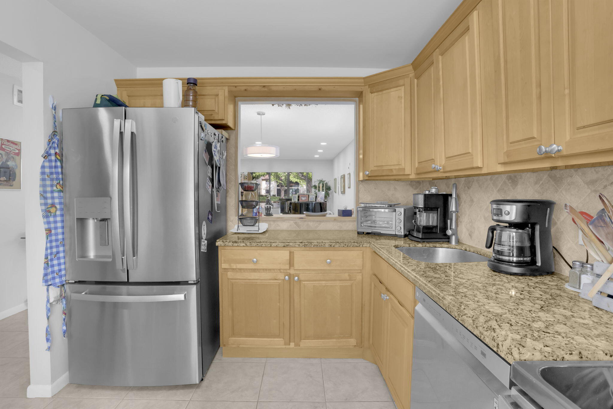 21863 Arriba Real, Unit 8J Boca Raton, FL 33433 - Photo 14 of 45 Kitchen