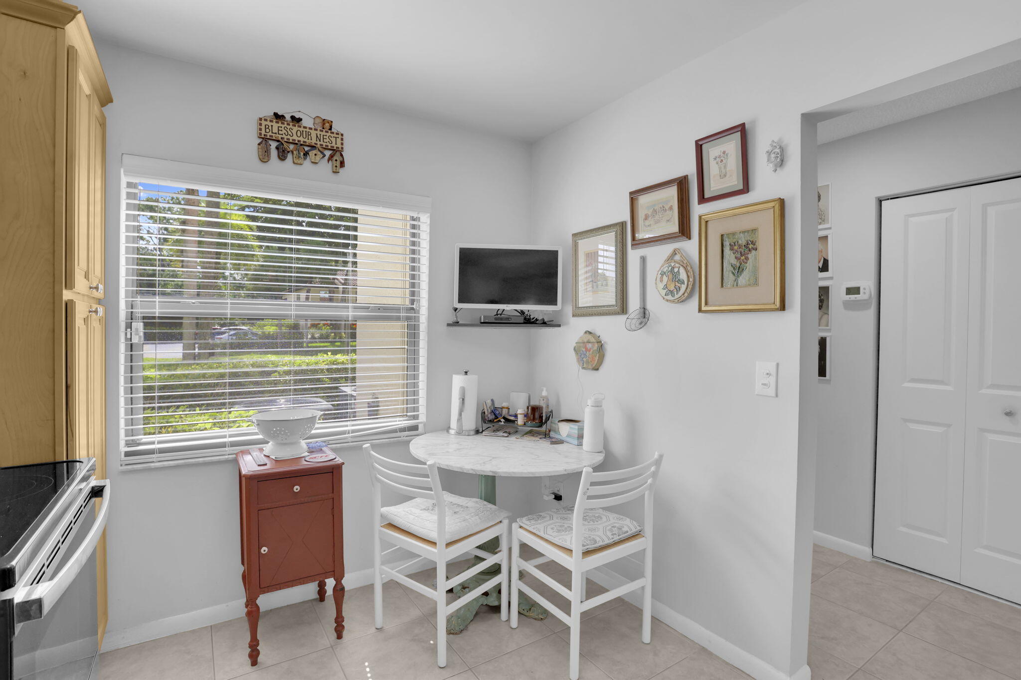 21863 Arriba Real, Unit 8J Boca Raton, FL 33433 - Photo 16 of 45 Eat in Kitchen area