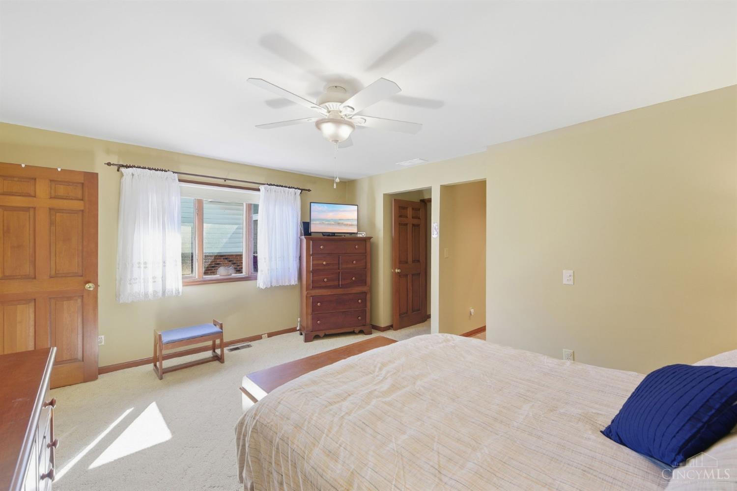 9044 Winton Road, Unit 4 Cincinnati, OH 45231 - Photo 24 of 34 Gallery Image 24