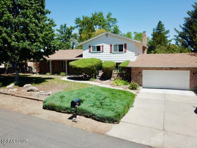 110 Drew Drive Reno, NV 89511 - Photo 3 of 30 00 - 3