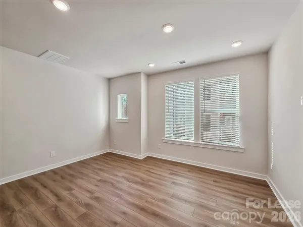 $2,555 | 1116 Bismuth Lane, Charlotte, NC 28211