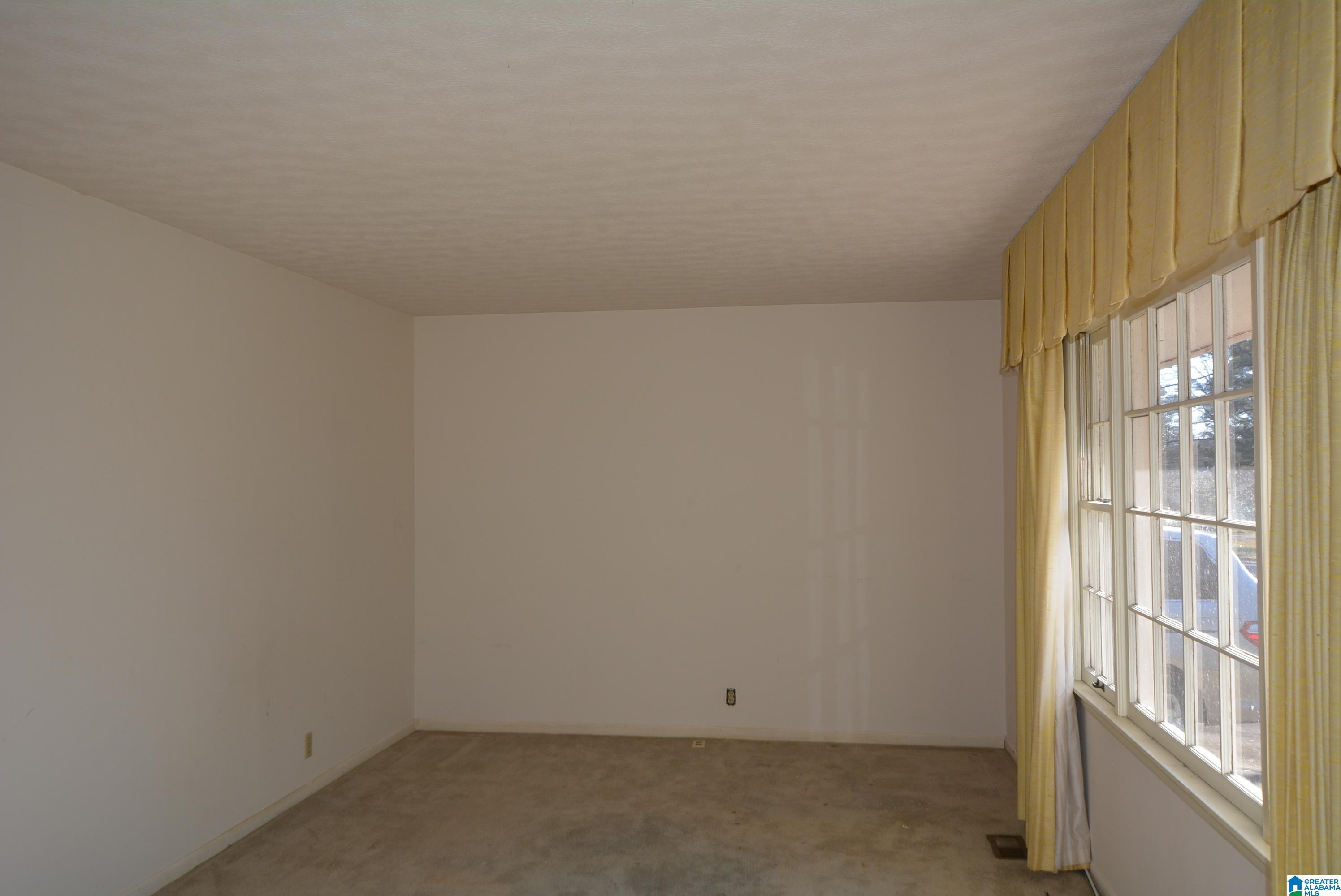 3925 Cloverdale Road Anniston, AL 36207 - Photo 15 of 28