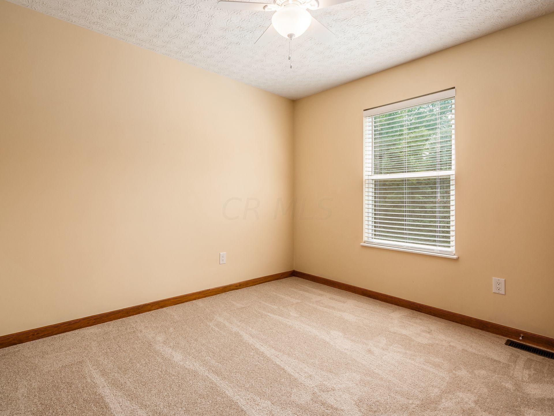 2951 Splitrock Road Columbus, OH 43221 - Photo 18 of 33 Gallery Image 18