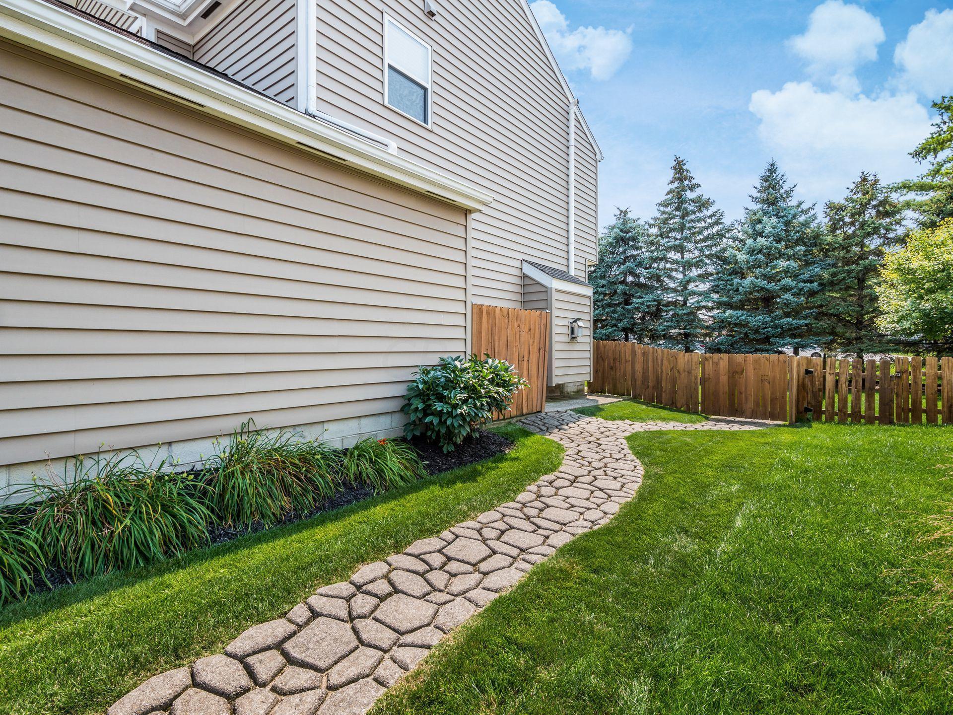 2951 Splitrock Road Columbus, OH 43221 - Photo 26 of 33 Gallery Image 26