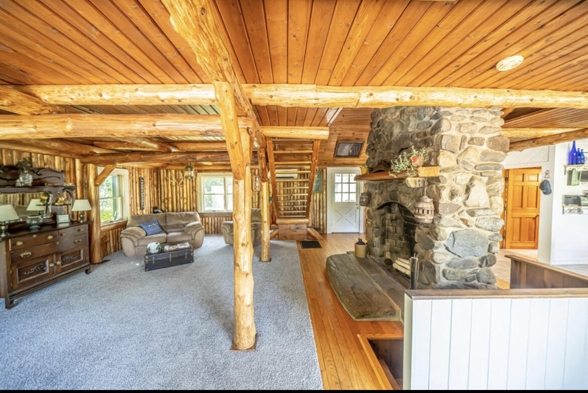 56 Meadow Way Liberty, ME 04949 - Photo 10 of 41 Living Room