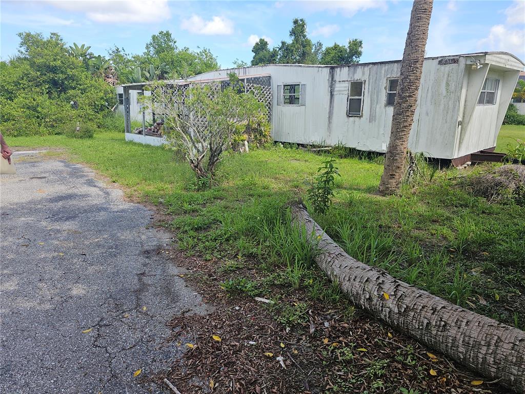 1603 West Shell Point Road Ruskin, FL 33570 - Photo 9 of 27