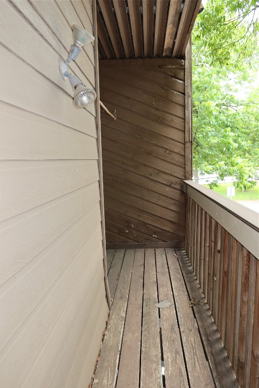 612 Park Place, Unit 202 Austin, TX 78705 - Photo 22 of 25 a view of balcony