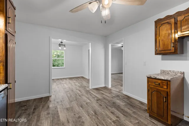 $299,900 | 1940 Main Street, Sneedville, TN 37869