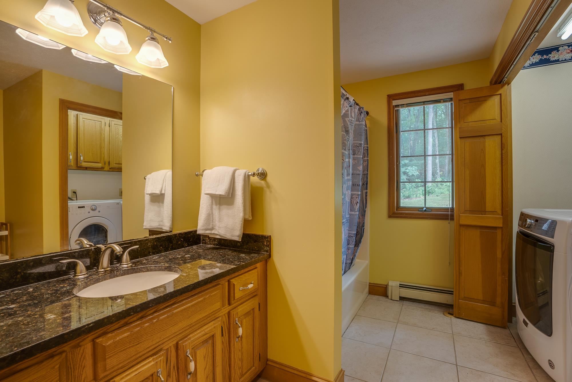 49 Blossom Road Windham, NH 03087 - Photo 13 of 40