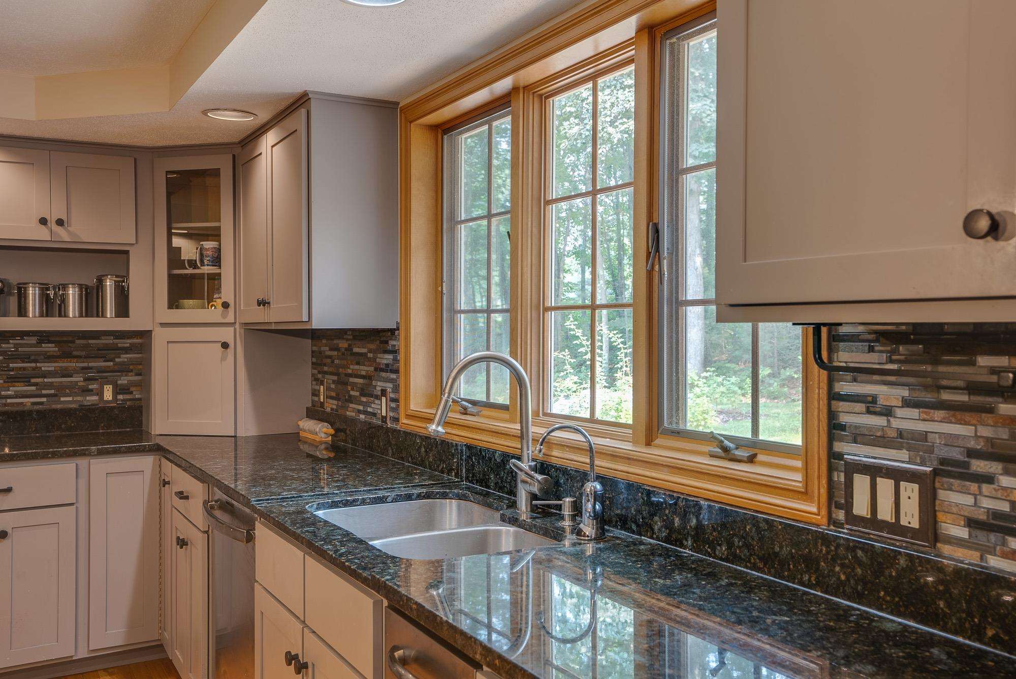 49 Blossom Road Windham, NH 03087 - Photo 20 of 40