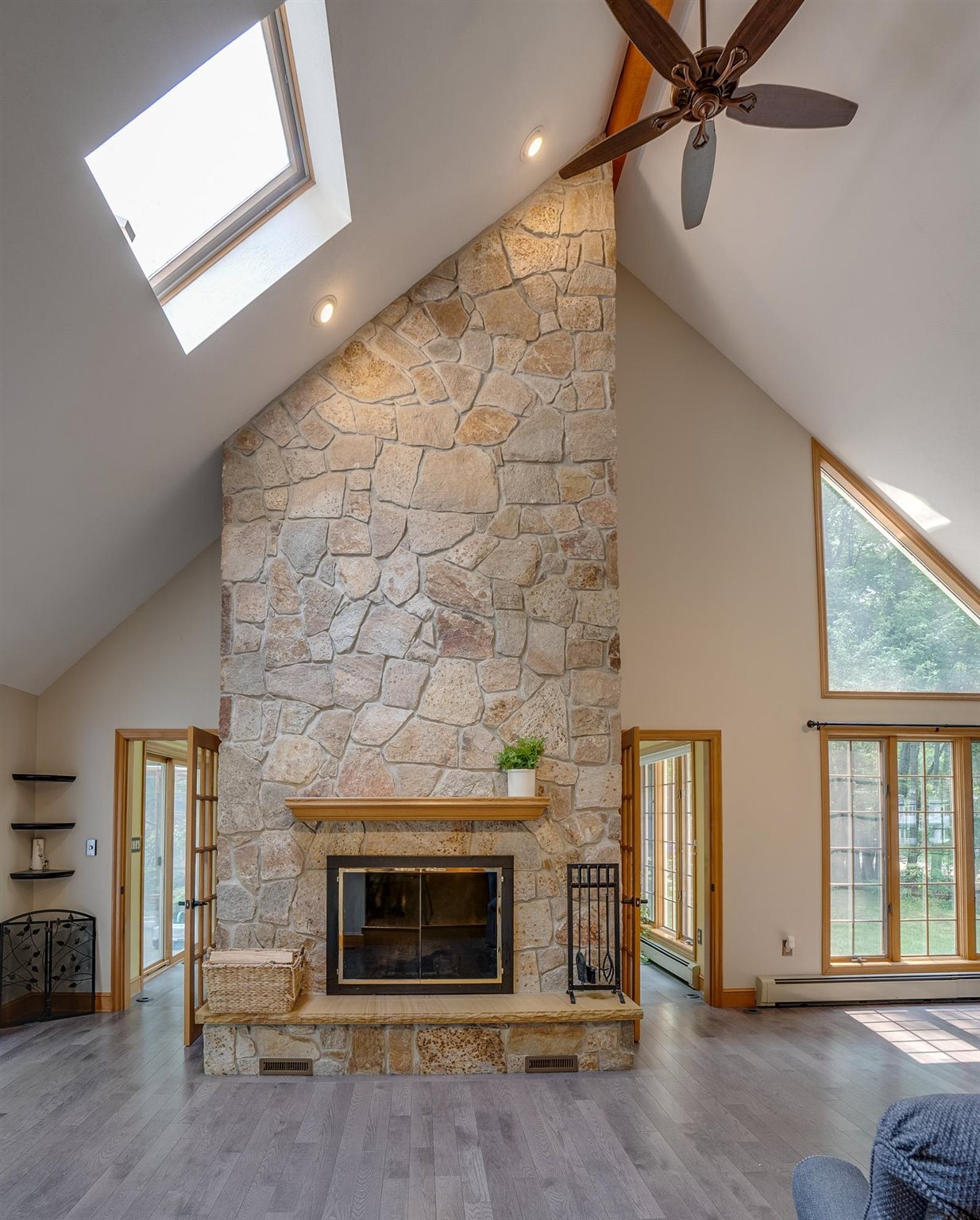 49 Blossom Road Windham, NH 03087 - Photo 22 of 40