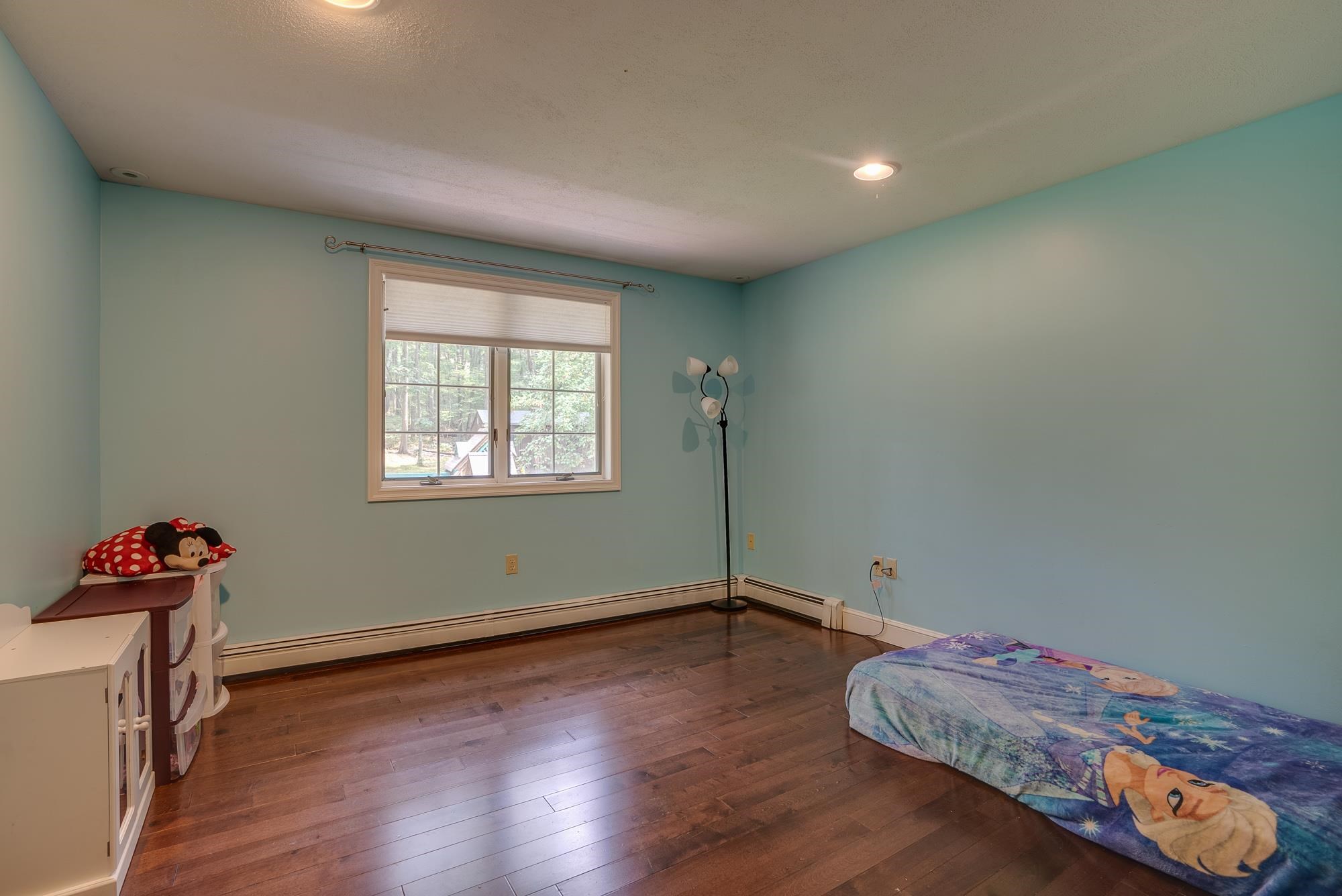 49 Blossom Road Windham, NH 03087 - Photo 28 of 40