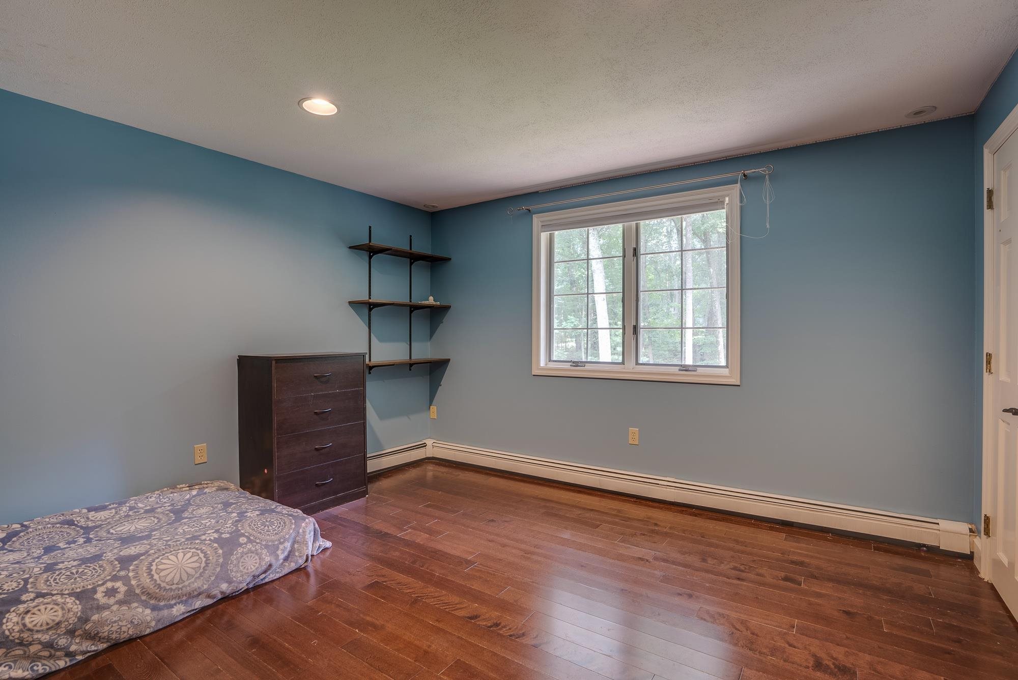 49 Blossom Road Windham, NH 03087 - Photo 29 of 40