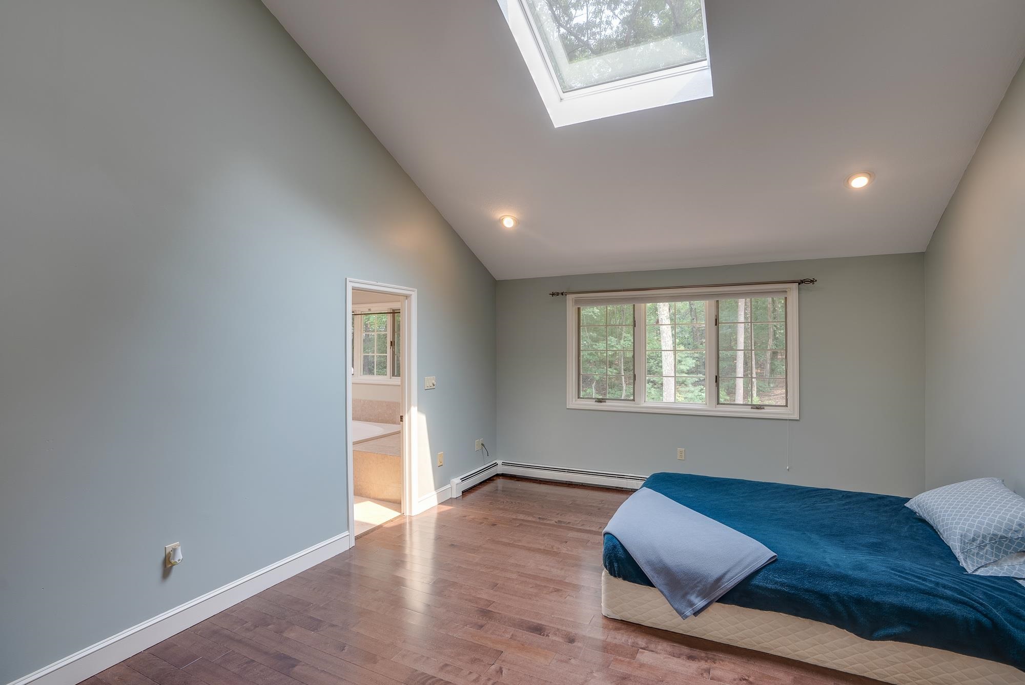 49 Blossom Road Windham, NH 03087 - Photo 32 of 40