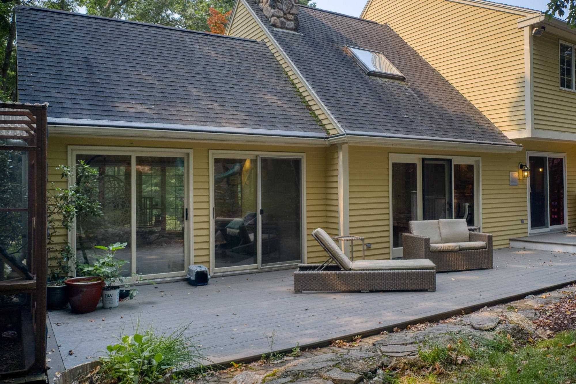 49 Blossom Road Windham, NH 03087 - Photo 5 of 40