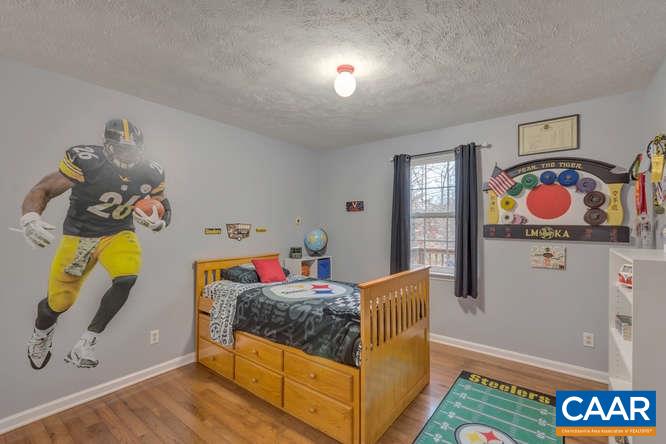 13 East Point Road Palmyra, VA 22963 - Photo 20 of 47 a bedroom with bed and window