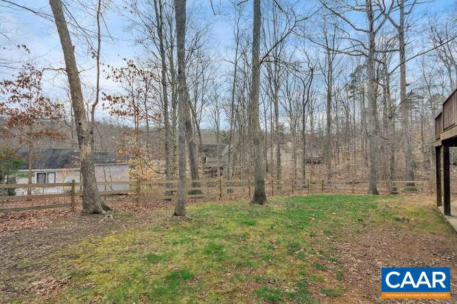 13 East Point Road Palmyra, VA 22963 - Photo 31 of 47 a backyard of a house with lots of green space