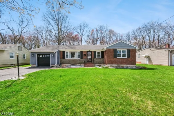 $810,000 | 62 Forest Avenue, Berkeley Heights, NJ 07922