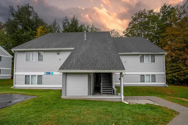 $440,000 | 95 Killington Ctr Drive, Unit R32 322 & 323, Killington, VT 05751