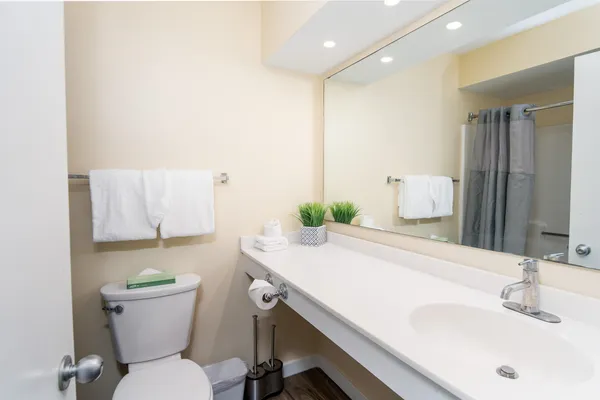 $440,000 | 95 Killington Ctr Drive, Unit R32 322 & 323, Killington, VT 05751