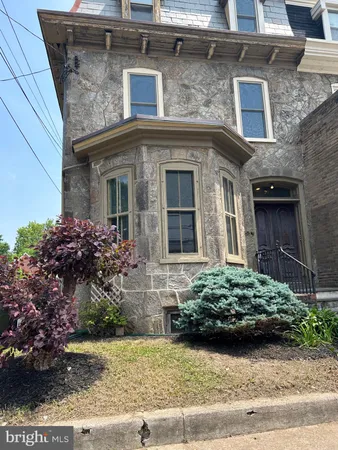 $1,325 | 5903 Greene Street, Unit 3, Philadelphia, PA 19144