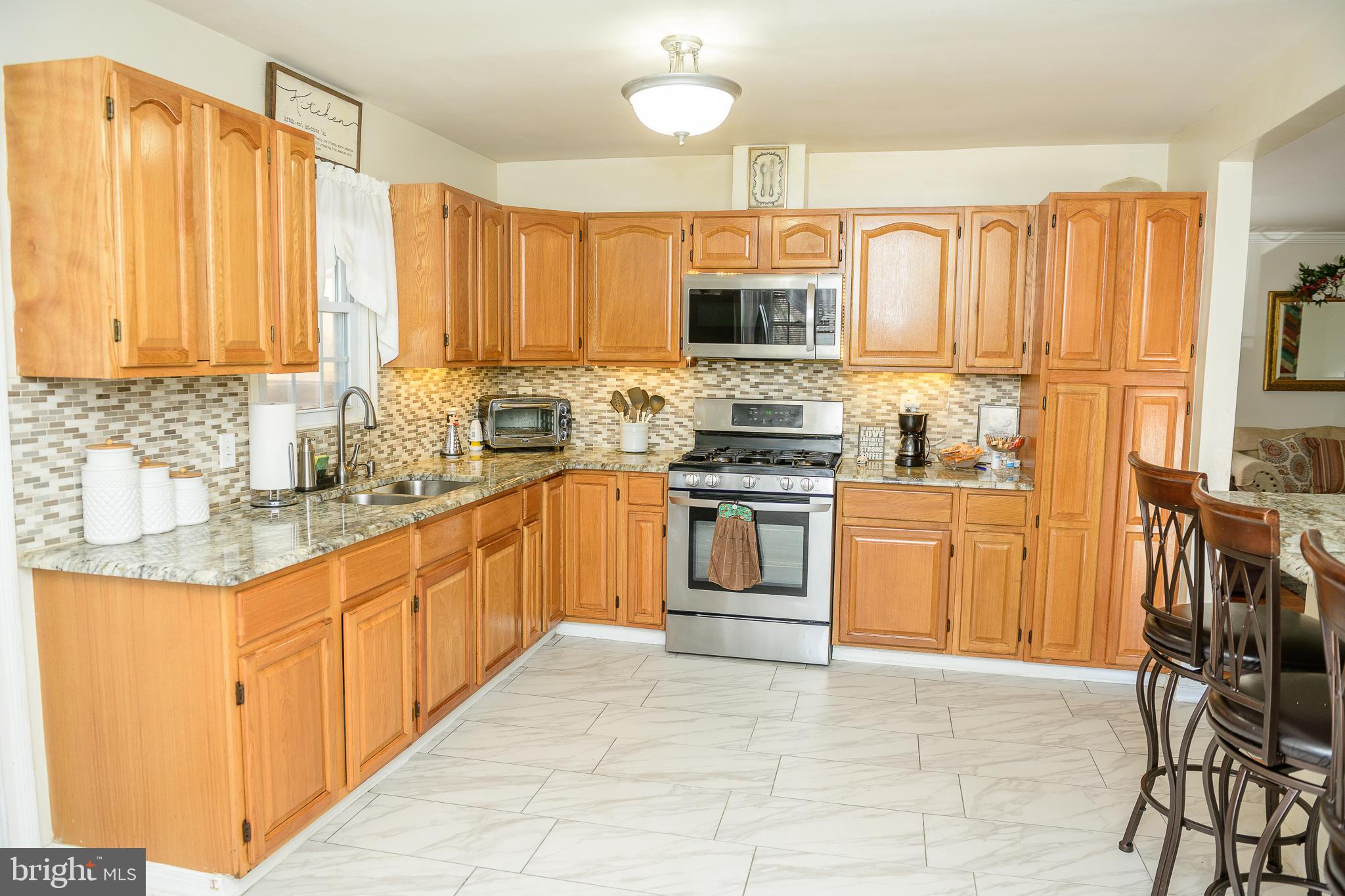 6701 Fordcrest Road Baltimore, MD 21237 - Photo 7 of 63