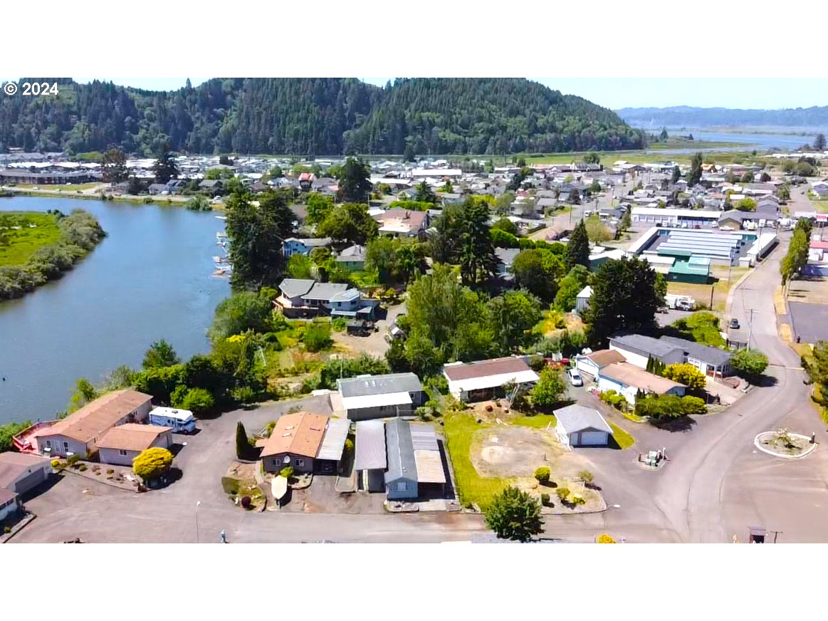 100 River Bend Road, Unit 5 Reedsport, OR 97467 - Photo 18 of 18