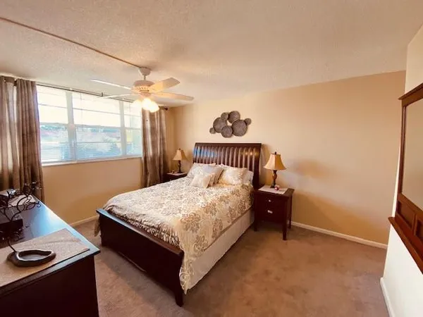 $1,650 | 9420 South Hollybrook Lake Drive, Unit 305, Pembroke Pines, FL 33025