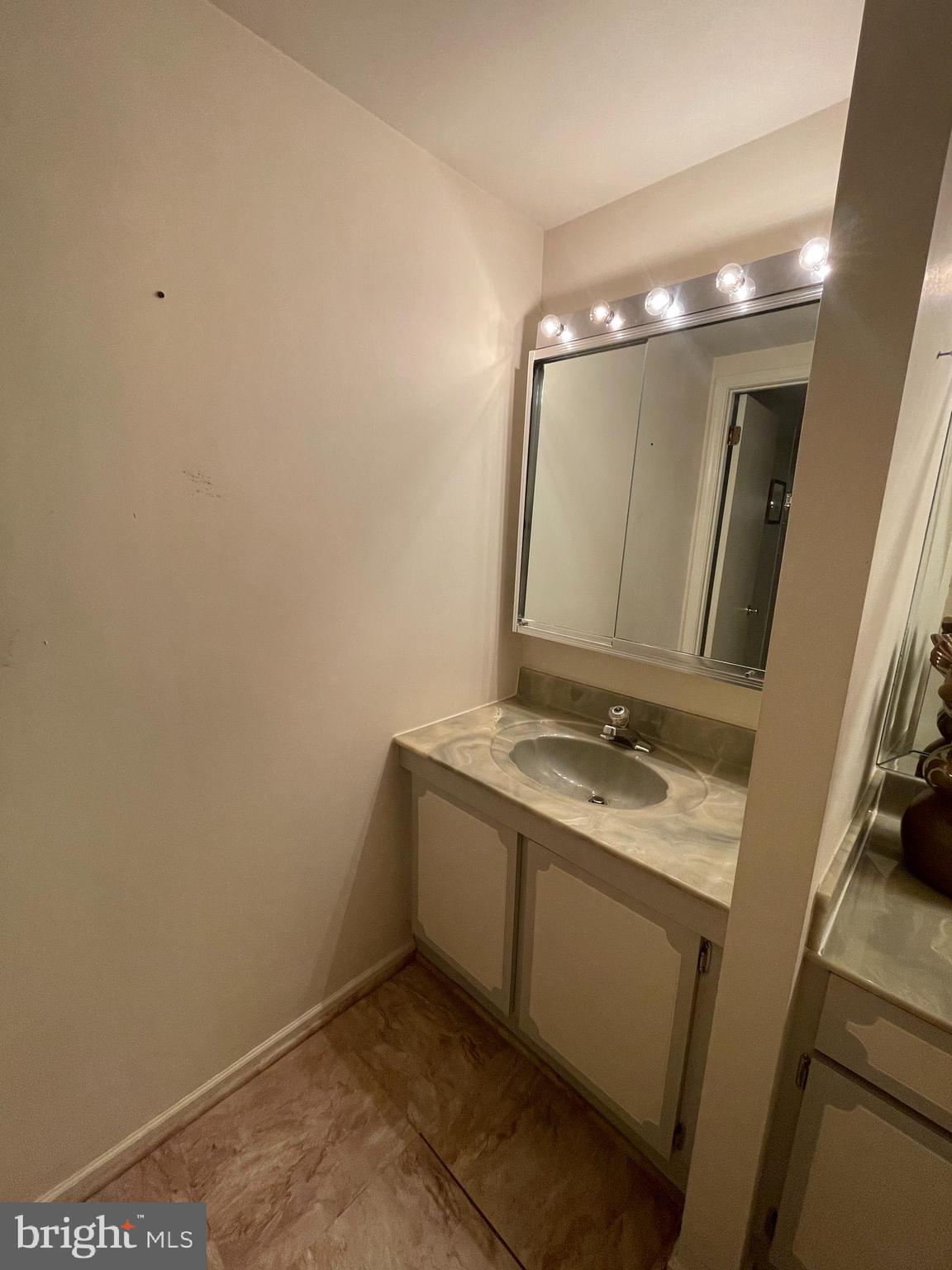 2131 Welsh Road, Unit 310 Philadelphia, PA 19115 - Photo 21 of 36