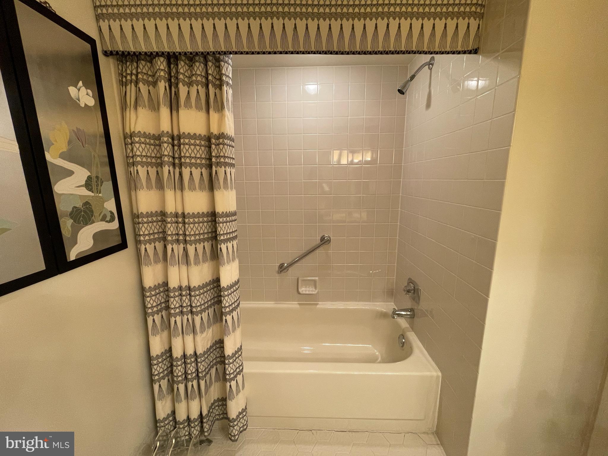 2131 Welsh Road, Unit 310 Philadelphia, PA 19115 - Photo 31 of 36
