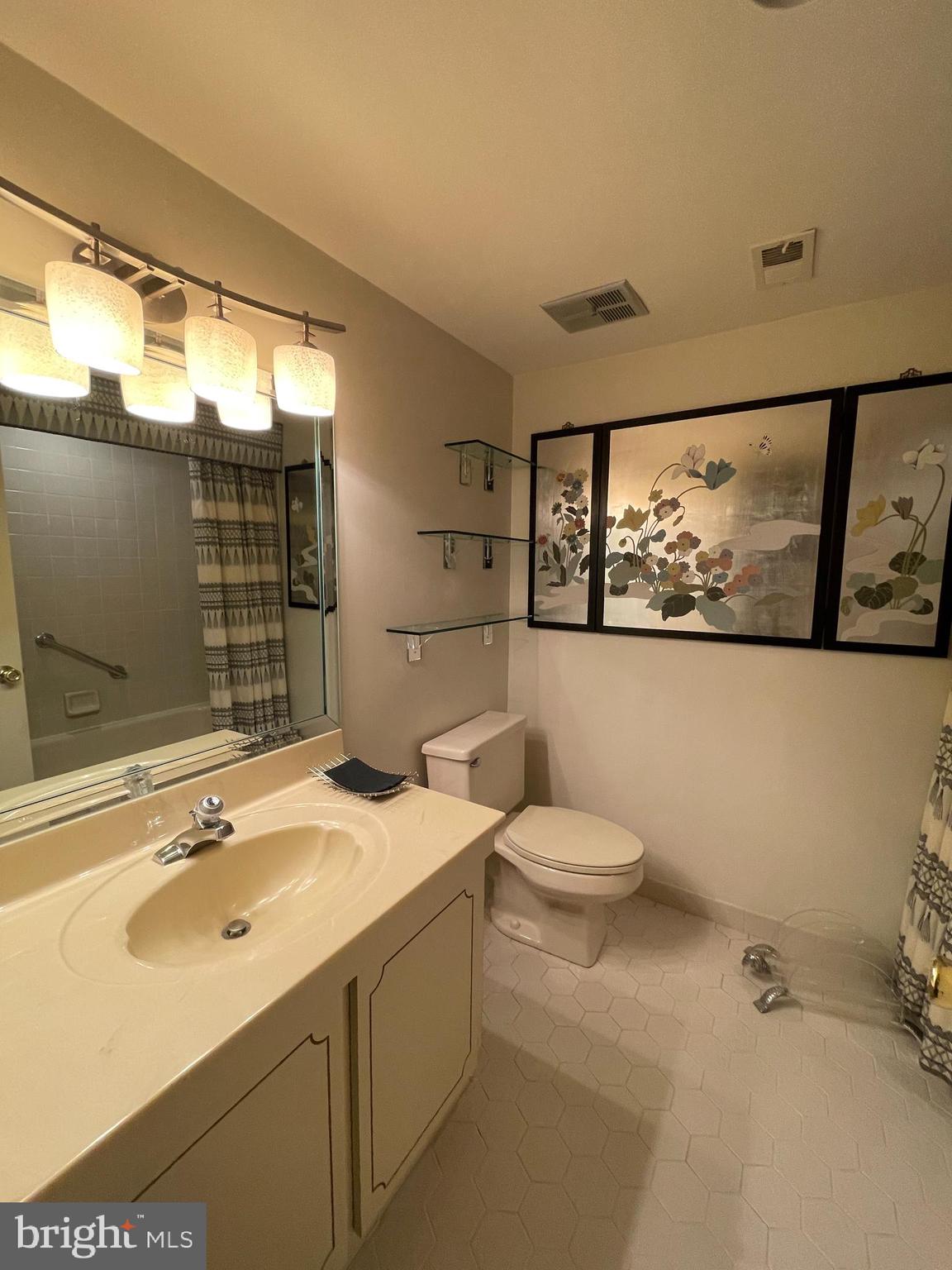 2131 Welsh Road, Unit 310 Philadelphia, PA 19115 - Photo 32 of 36