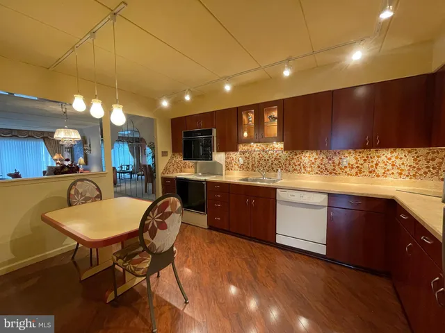 $249,900 | 2131 Welsh Road, Unit 310, Philadelphia, PA 19115