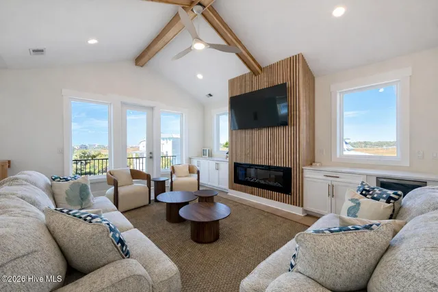 $2,495,000 | 313 East 2nd Street, Ocean Isle Beach, NC 28469