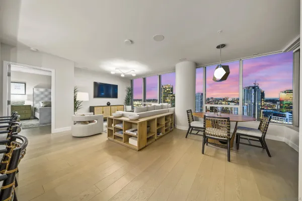 $9,800 | 888 West E Street, Unit 3006, San Diego, CA 92101