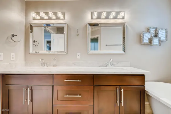 $4,900 | 4423 North 35th Street, Phoenix, AZ 85018